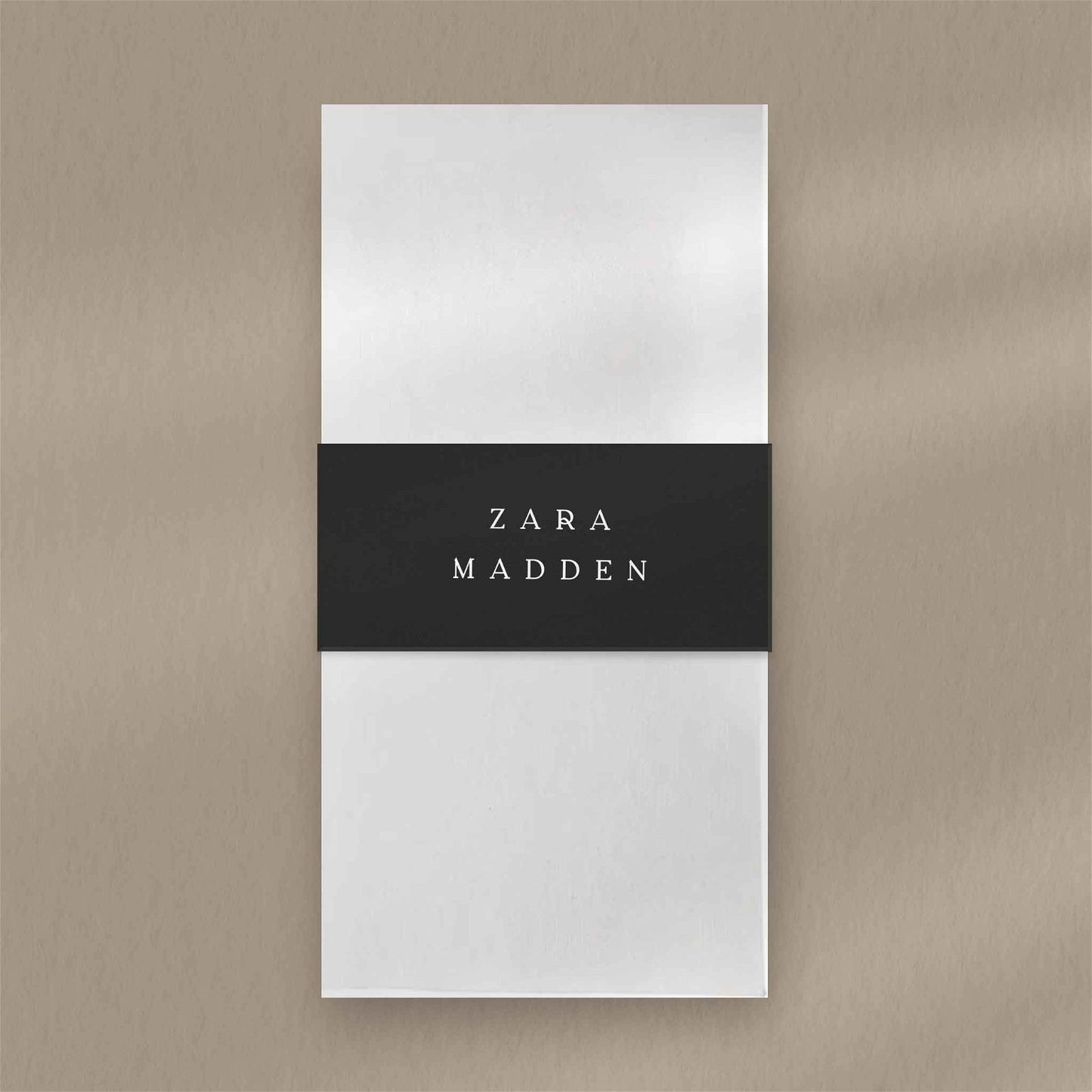 Zara | Minimal Place Card - Ivy and Gold Wedding Stationery